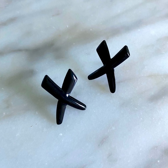 Vintage Jewelry - Black 80’s X Earrings